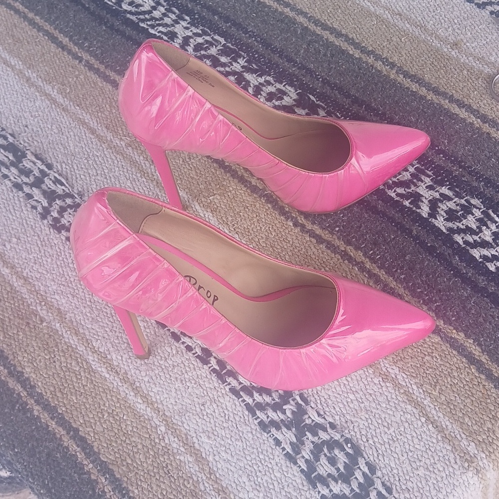 GUC Lemon Drop Spike Heels Pink Size 6.5 - Picture 2 of 6
